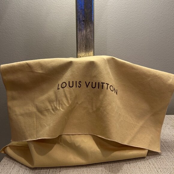 Louis Vuitton Epi Sac D'Epaule Kenyan Fawn - Picture 12 of 12